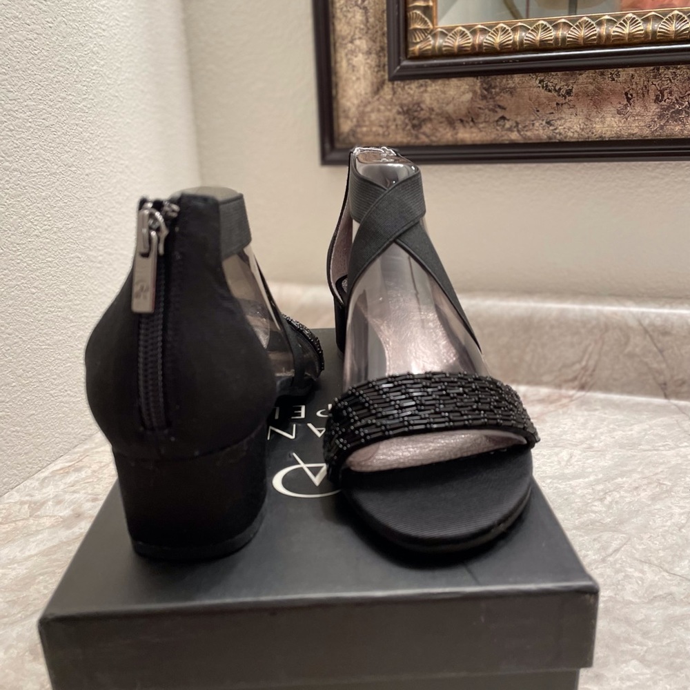 Adrianna Papell Teagan Beaded Sandals 7M